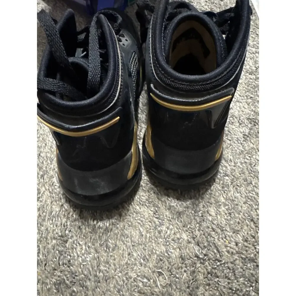 Nike Air Jordan Mars 270 Shoes Youth Sz 5.5 Y Black‎ Metallic Gold